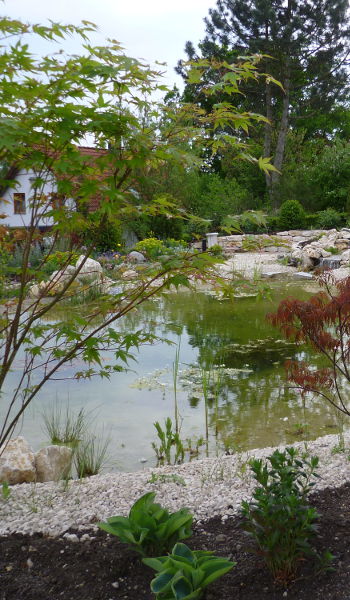 Garten Zwölfer baut Teiche in Privatgärten im Westen von München